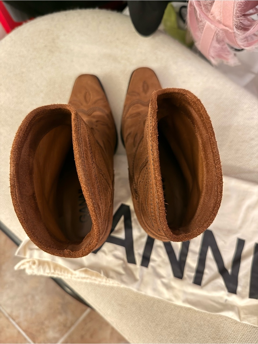 GANNI - Low Texas Suede Ankle Boot - Picture 12 of 12